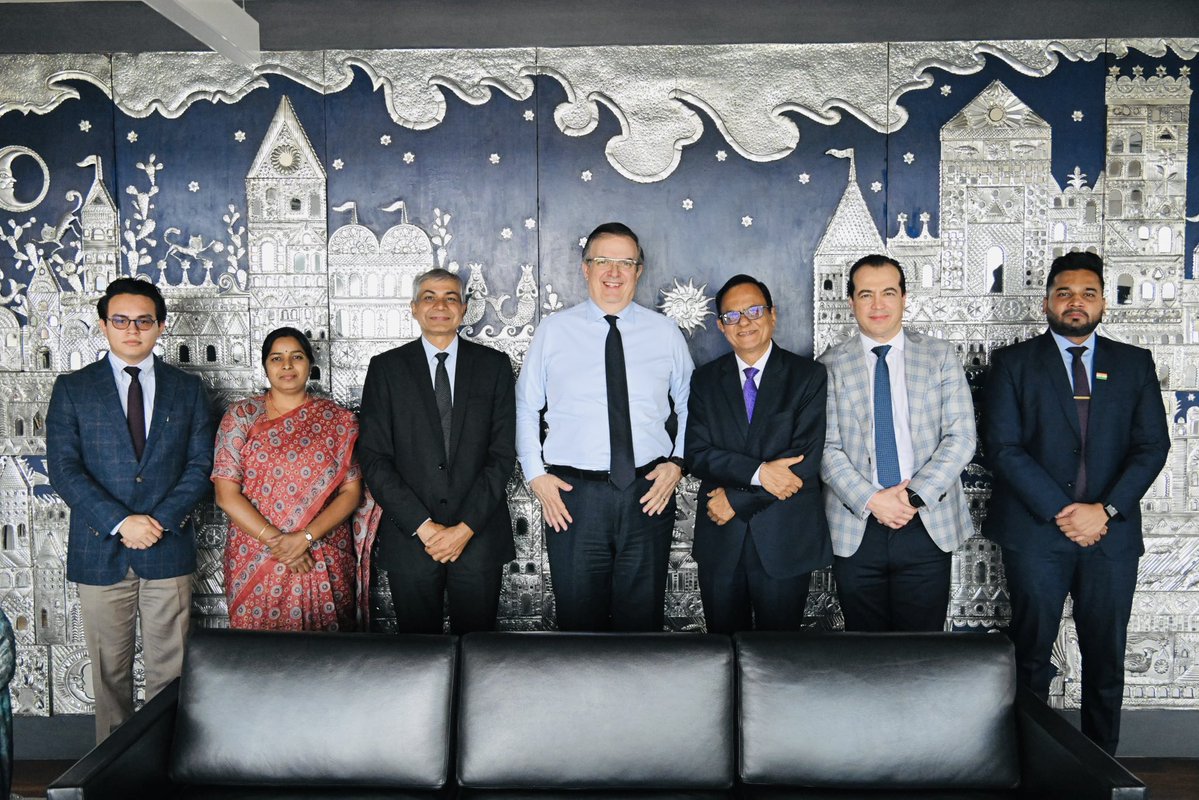 India in México (@indembmexico) on Twitter photo Dr. Ajay Kumar Sood <a href="/AjaySoodIISc/">Ajay Sood</a> , Principal Scientific Advisor to the Government of India, had the honour of meeting H.E. Mr. Marcelo Ebrard <a href="/m_ebrard/">Marcelo Ebrard C.</a> , Hon’ble Minister of Economy of Mexico <a href="/SE_mx/">Economía México</a> . A productive exchange on harnessing cutting-edge technology and innovation to Dr. Ajay Kumar Sood <a href="/AjaySoodIISc/">Ajay Sood</a> , Principal Scientific Advisor to the Government of India, had the honour of meeting H.E. Mr. Marcelo Ebrard <a href="/m_ebrard/">Marcelo Ebrard C.</a> , Hon’ble Minister of Economy of Mexico <a href="/SE_mx/">Economía México</a> . A productive exchange on harnessing cutting-edge technology and innovation to