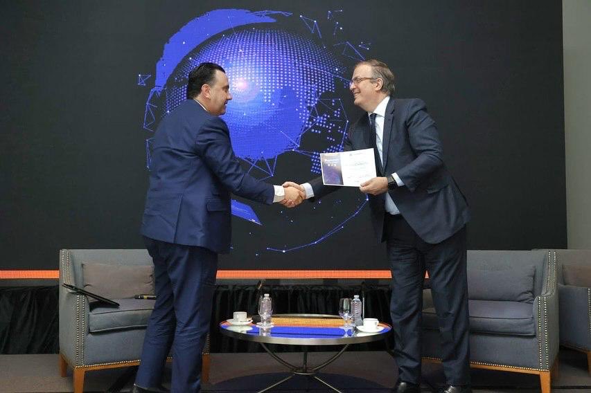 Agradezco la invitación de COPARMEX para dialogar esta mañana sobre la nueva economía mundial y sus oportunidades para México 🇲🇽