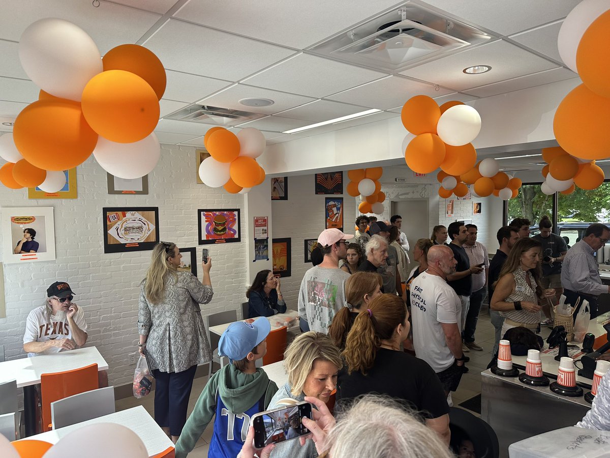 Great morning in Williamson County, TN cutting the ribbon on the first <a href="/Whataburger/">Whataburger®</a> in the county ✂️ 

Very impressed w/the community connection, especially with <a href="/WCSedu/">WCS</a> 

Loved meeting their new operating partner &amp; learning that each location provides 70 jobs for our community