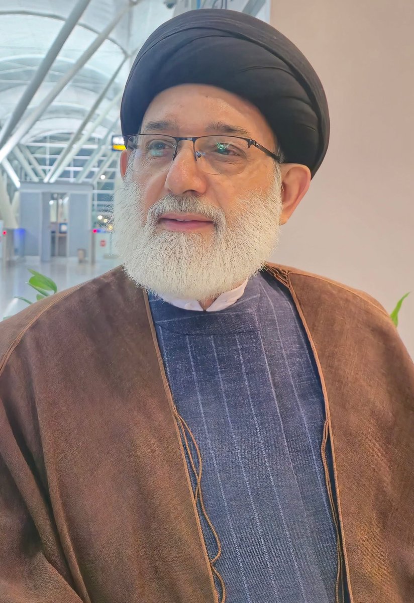 شرف الخصومة...
الخلاف لايمنع الإنصاف؟
لابد من ضبط ايقاع الغرائزية في الخصومة لتفادي الذهاب ألى أقصى اليمين او اليسار..
عندما نتابع الخصومات نجد المساحة الاوسع (شخصنة)
فهو يتوجه بالخصومة ألى الشخص لإفتقاره ألى مهارة توظيف أدوات العقل النقدي.
في المشهد 
  السياسي نجد مصداقا لذلك.