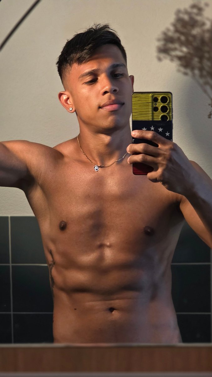 DAVID LUIS tweet media