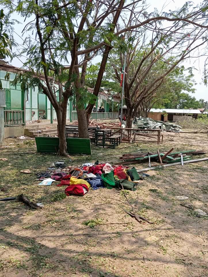 Calla_mj's tweet photo. Another sorrowful chapter in Myanmar — the Tabayin air strike.
I feel helpless, heartbroken, and frustrated.
We know who’s responsible, but we can’t hold them accountable.
Children die. Parents grieve. The world stays silent.If you can’t help, at least stop feeding the war. https://t.co/STWrK4kbVi