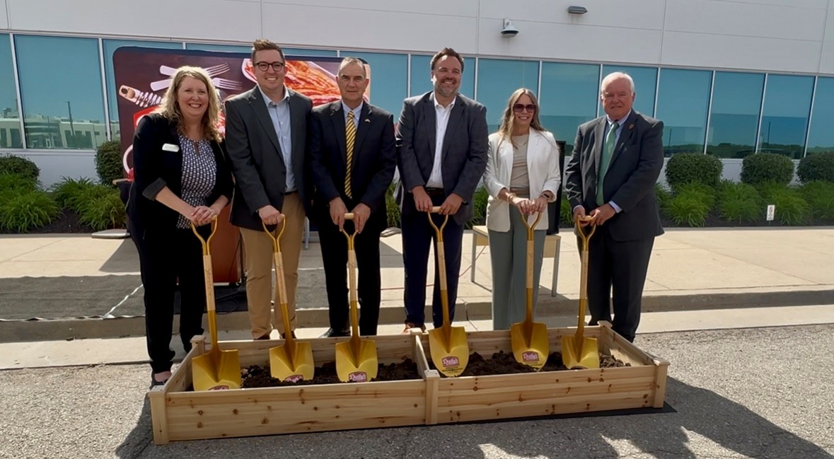 StJoeChamber's tweet image. Daily's Premium Meats will expand in St. Joseph with an estimated $95 million capital investment and will hire about 115 new employees. To learn more, see this site: choosesaintjoseph.com/dailys-premium… #sjchamber @economicdevelopment #mojobs