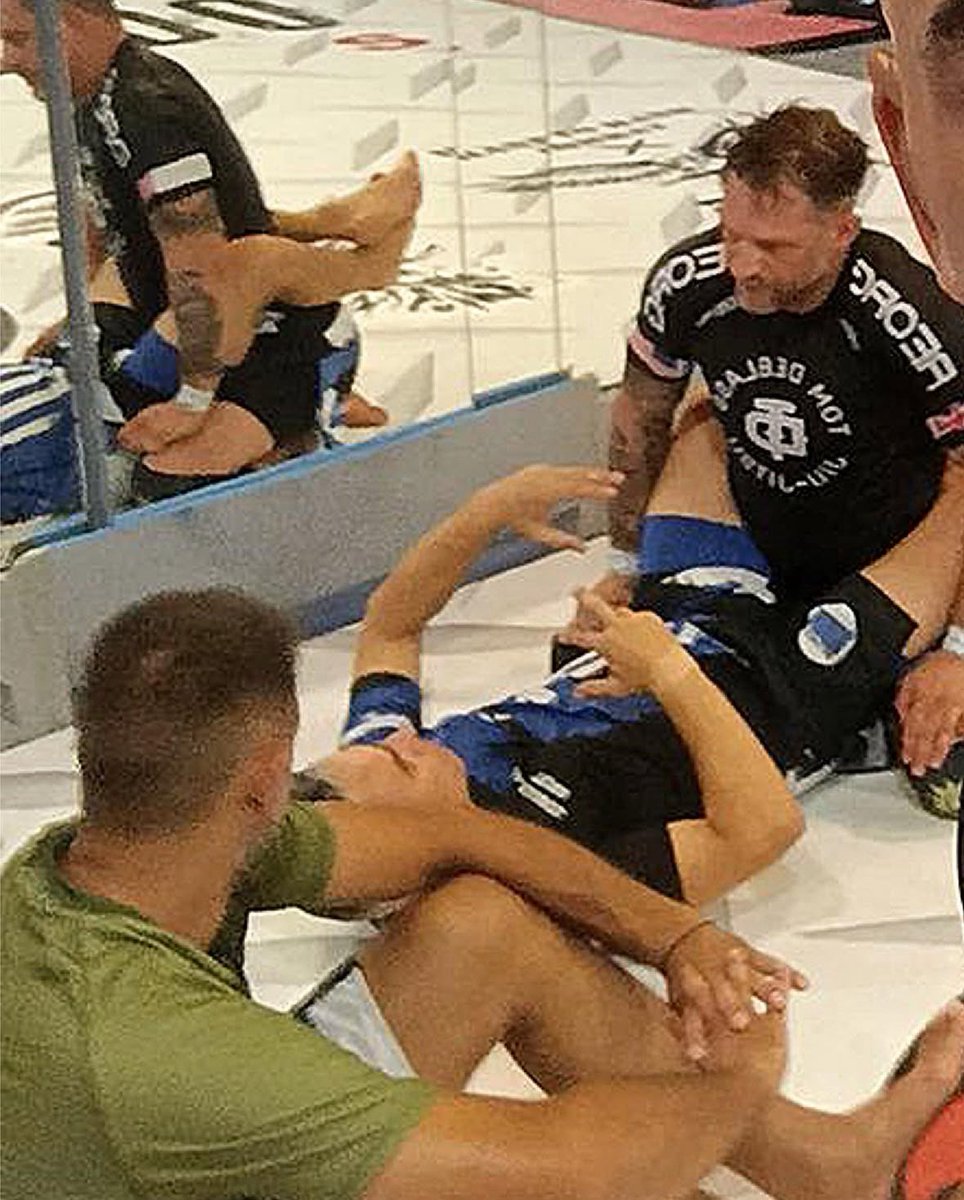 Hardydoingstuff's tweet image. Sex positions with Tom Hardy