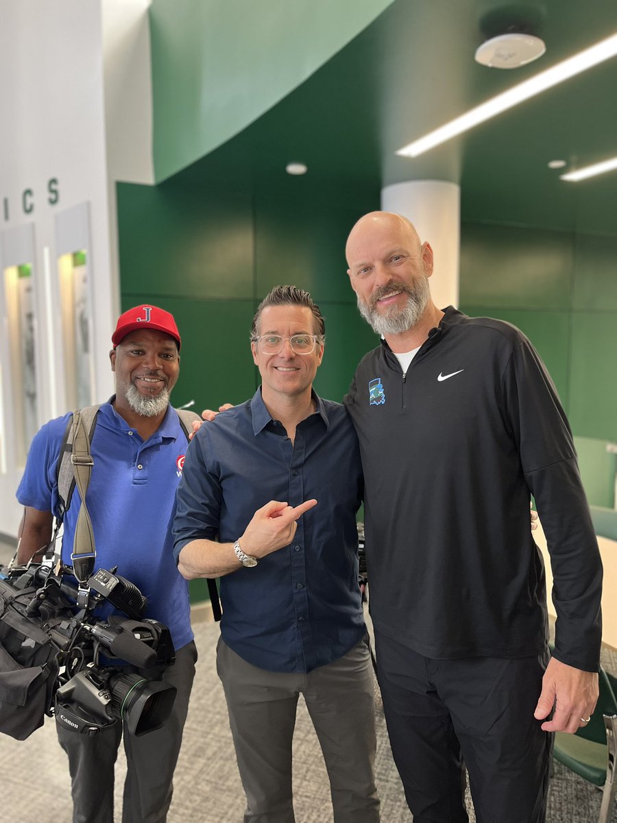 Tonight on <a href="/wdsu/">wdsu</a> news at 5pm hear the remarkable, inspirational story of <a href="/TulaneAthletics/">Tulane Green Wave</a> tennis 🎾 head coach Mark Booras and his life-changing heart transplant surgery.