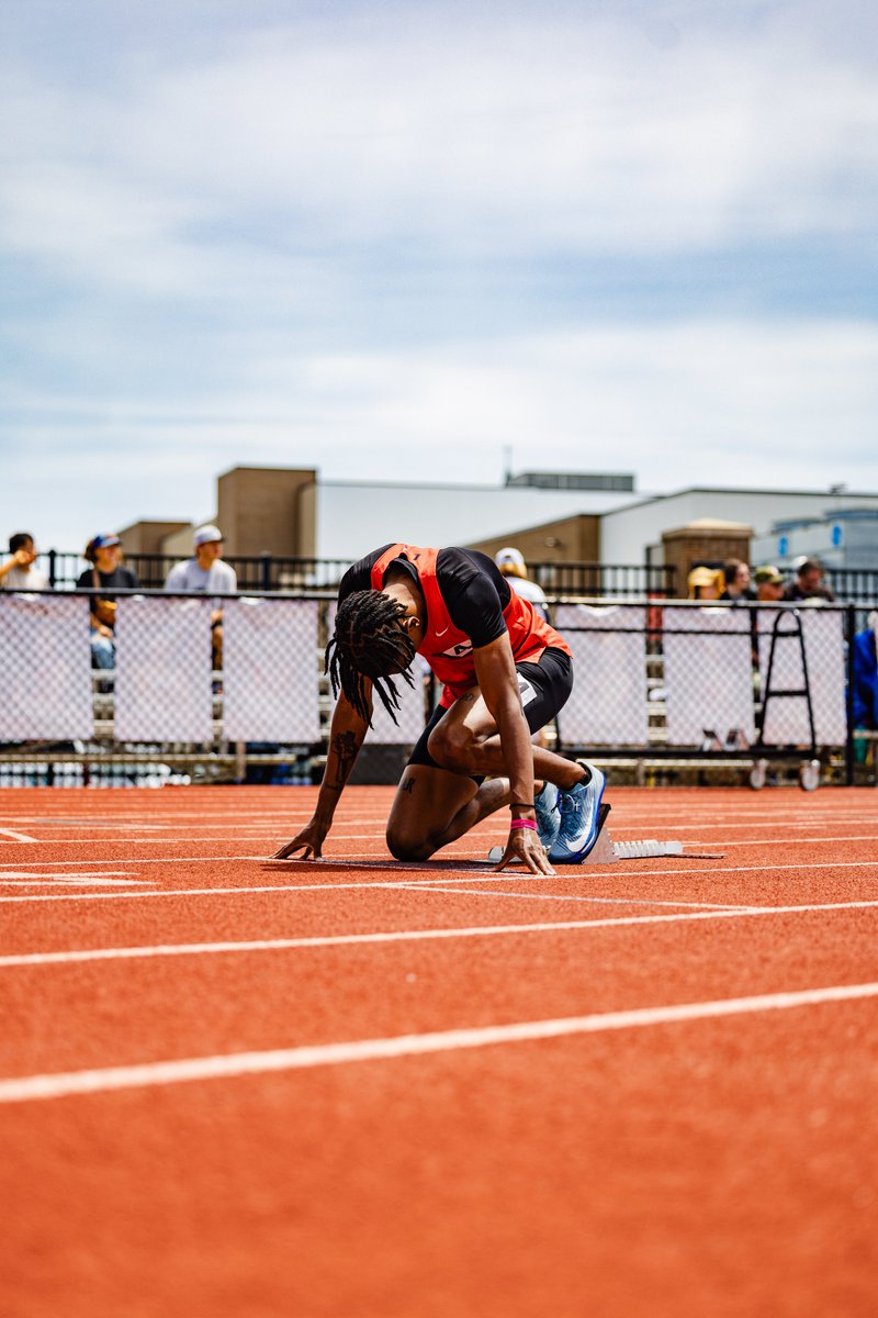 These moments speak for themselves. 📷
A few of my favorite frames from the start/finish line at Regionals &amp; behind the scenes. To all our Redhawk athletes, you inspire us.
View the full galleries on unionathleticsphotos.com
#unionathletics #buildingchampions #capturedinmotion
