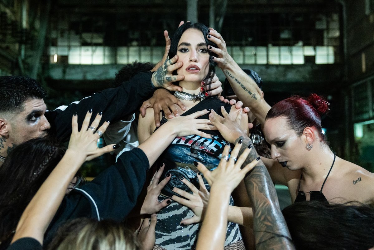 notedetengas mgzine (@notedetengas) on Twitter photo La argentina #LALI anuncia paso por nuestro país en octubre notedetengas.es/lali-presentar… <a href="/LiveNationES/">Live Nation España</a> La argentina #LALI anuncia paso por nuestro país en octubre notedetengas.es/lali-presentar… <a href="/LiveNationES/">Live Nation España</a>