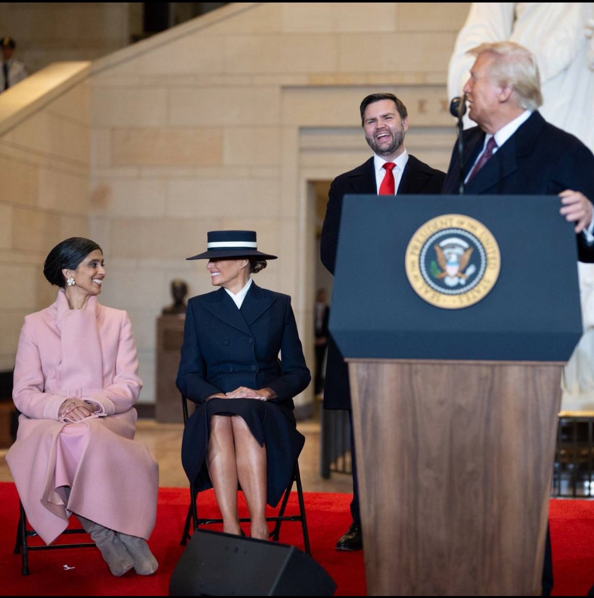 ❤️ FLOTUS &amp; SLOTUS—two remarkable mothers.

🇺🇸🇺🇸🇺🇸

⭐️Join the MAGA MOVEMENT💪 #Maga