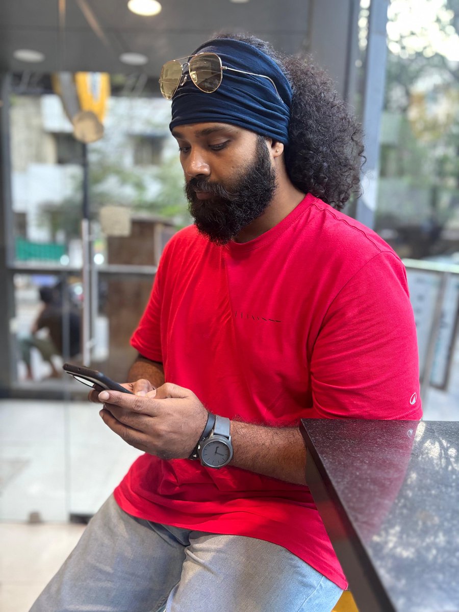 krishwinsoffici's tweet photo. Confidence level: self-made 😎
Pc: @sterlinnithya 
#photooftheday #photo #photography #PHOTOISM #explore #model #lifestylevlogger #Trending #trendingpost #viralpost https://t.co/8aRvJLDRij