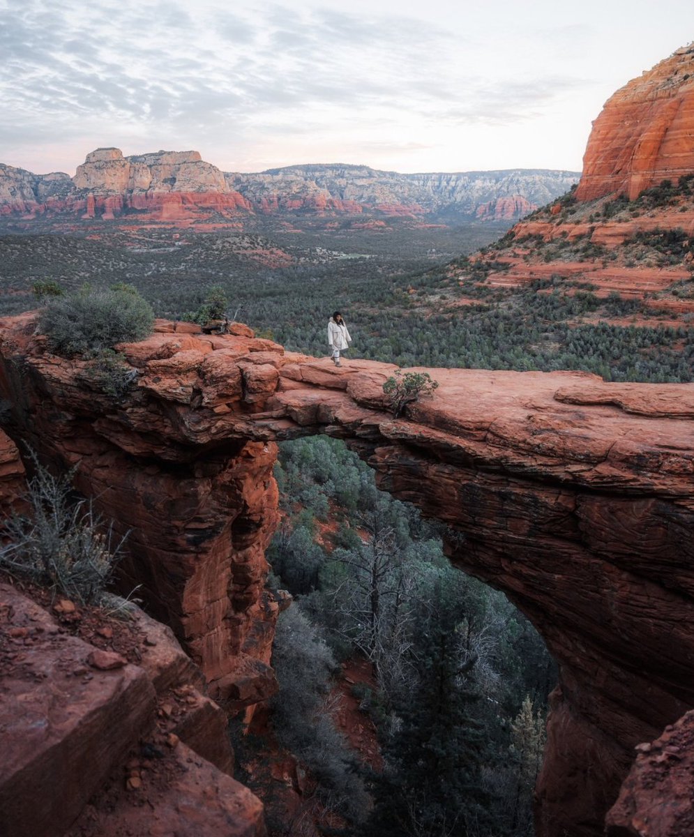 vsco's tweet image. Through the eyes of Asian and Pacific Islander photographers. Explore the work of some from the VSCO community that reflect a range of stories, styles, and perspectives.

Images by kriskuganathan, @arjsun_, &amp;amp; magthesf. #APIHM #APAHM
