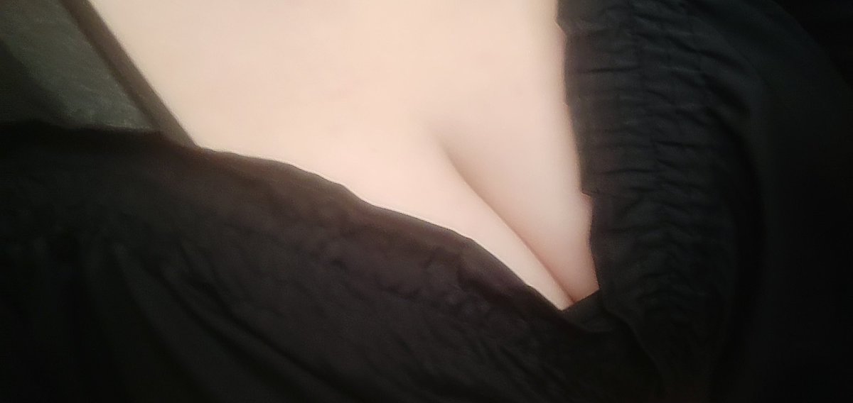 露出癖犯了 麻烦来个包月老板给你单独露出