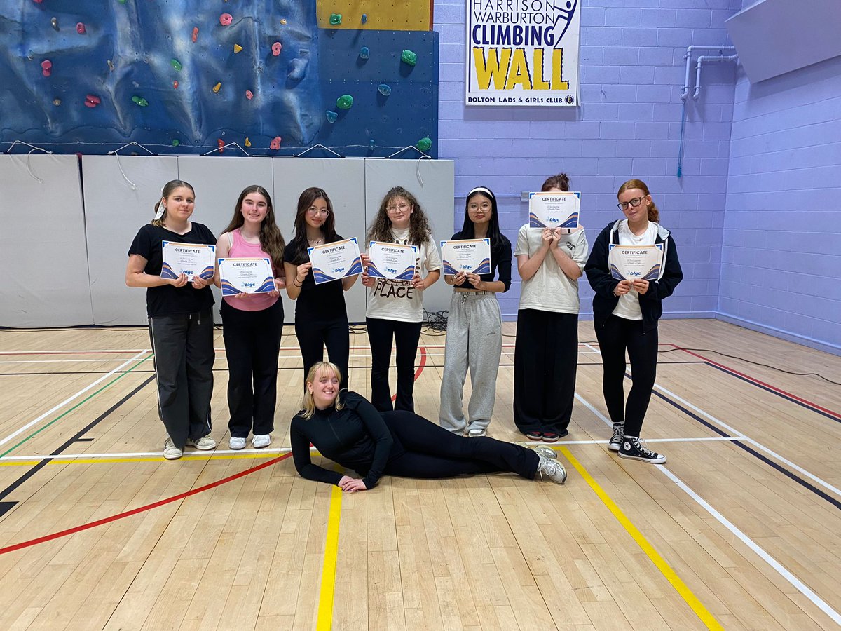 🔙💃 Our junior and senior dancers had a brilliant opportunity to perform at <a href="/BLGCofficial/">BLGC Charity</a> for their Dance Showcase on Saturday.

Each and every young people did brilliantly, and we are so proud of them! ⭐