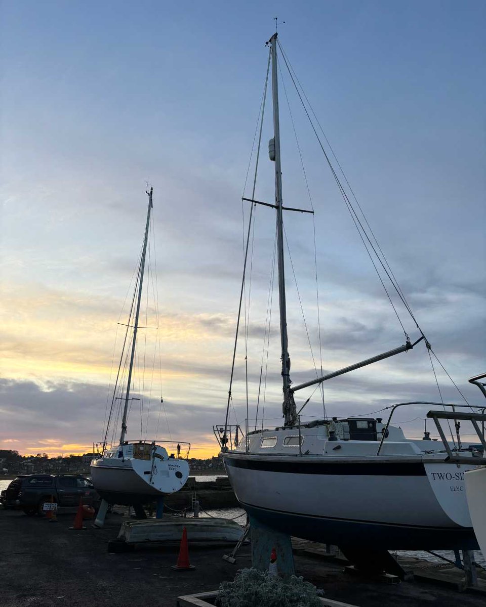 Nothing like a North Berwick sunset! 🌅

Take a trip to Nether Abbey and watch as golden hour illuminates the water. Theres no place like the harbour!

#northberwick #netherabbeyhotel #beach #harbour #visitscotland #sunset #goldenhour