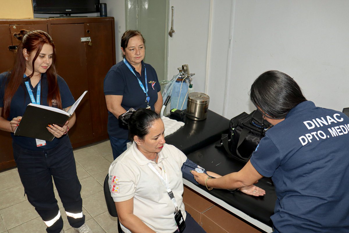 dinacpy's tweet image. Con vocación, entrega y coraje, nuestras enfermeras del aeropuerto nos cuidan cada día. 
Hoy honramos su labor incansable y celebramos su compromiso con la vida.

¡Feliz Día Internacional de la Enfermería!

#DINACpy