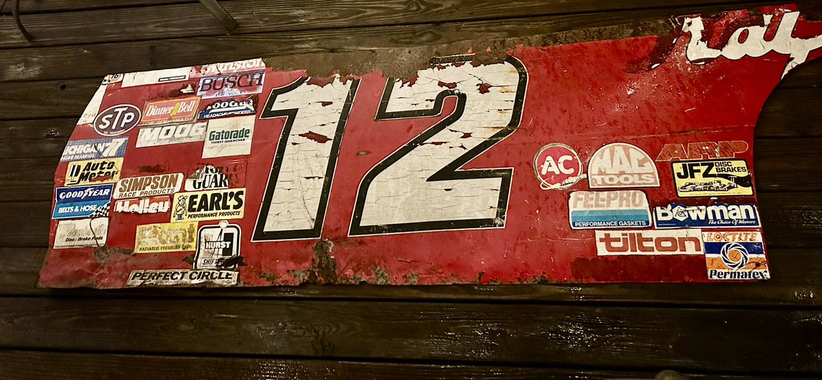 SouthFloridaFan's tweet photo. Hey @Kenny_Wallace  @DaleJr … any chance of knowing whose car this came off of? I have no information on it. Thank you in advance. https://t.co/g4DPBe5qPS