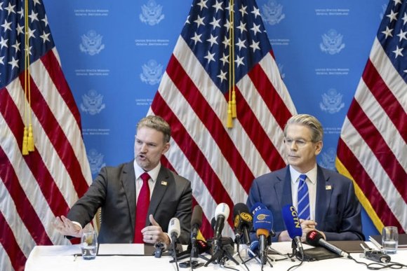 🇺🇸🇨🇳Funcionarios de Estados Unidos y China informaron este lunes que habían llegado a un acuerdo para reducir la mayoría de sus aranceles recientes y declarar una tregua de 90 días en su guerra comercial

🔗acortar.link/eZv7Yg