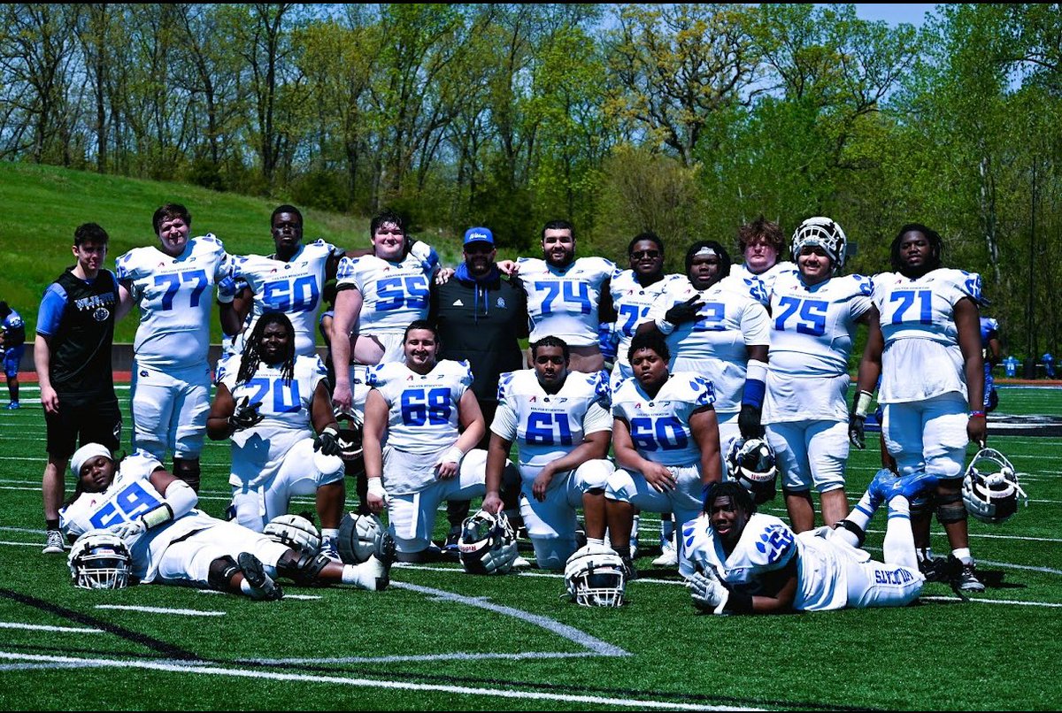 Back home in THE 🥾! Another year down <a href="/CSCwildcatsFB/">Culver Football</a> ! <a href="/CoachSallayCSC/">Tom</a> <a href="/CoachMelton_CSC/">RJ Melton</a> <a href="/CSCwildcatsFB/">Culver Football</a> <a href="/_ZHSFootball/">Zachary High Football</a> <a href="/Olguy51/">Coach D</a> <a href="/CoachBrew1/">David Brewerton</a> #Wildcats #THEHILL #Broncos #Physicality 💪🏾🏈💪🏾🏈!!!