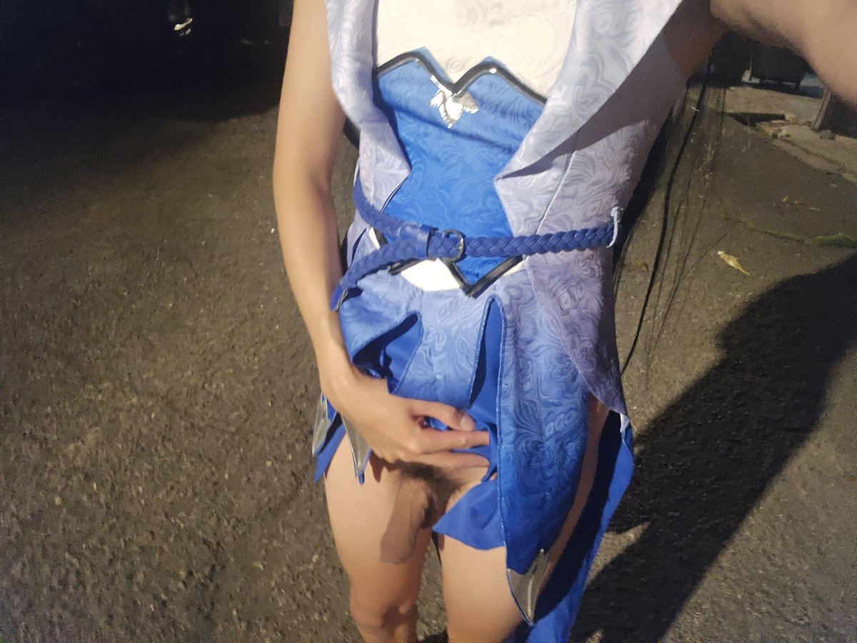 小狐狸潛水一陣子 浮出一下 跟主人賠罪獻上jk以及在路邊玩露出的騷貨小狐狸(土下座