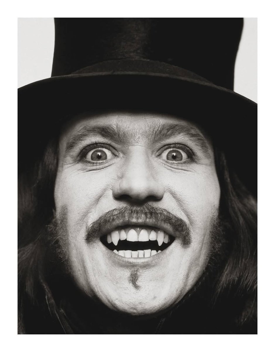 House of Dracula (☥𝐃𝐁) tweet media