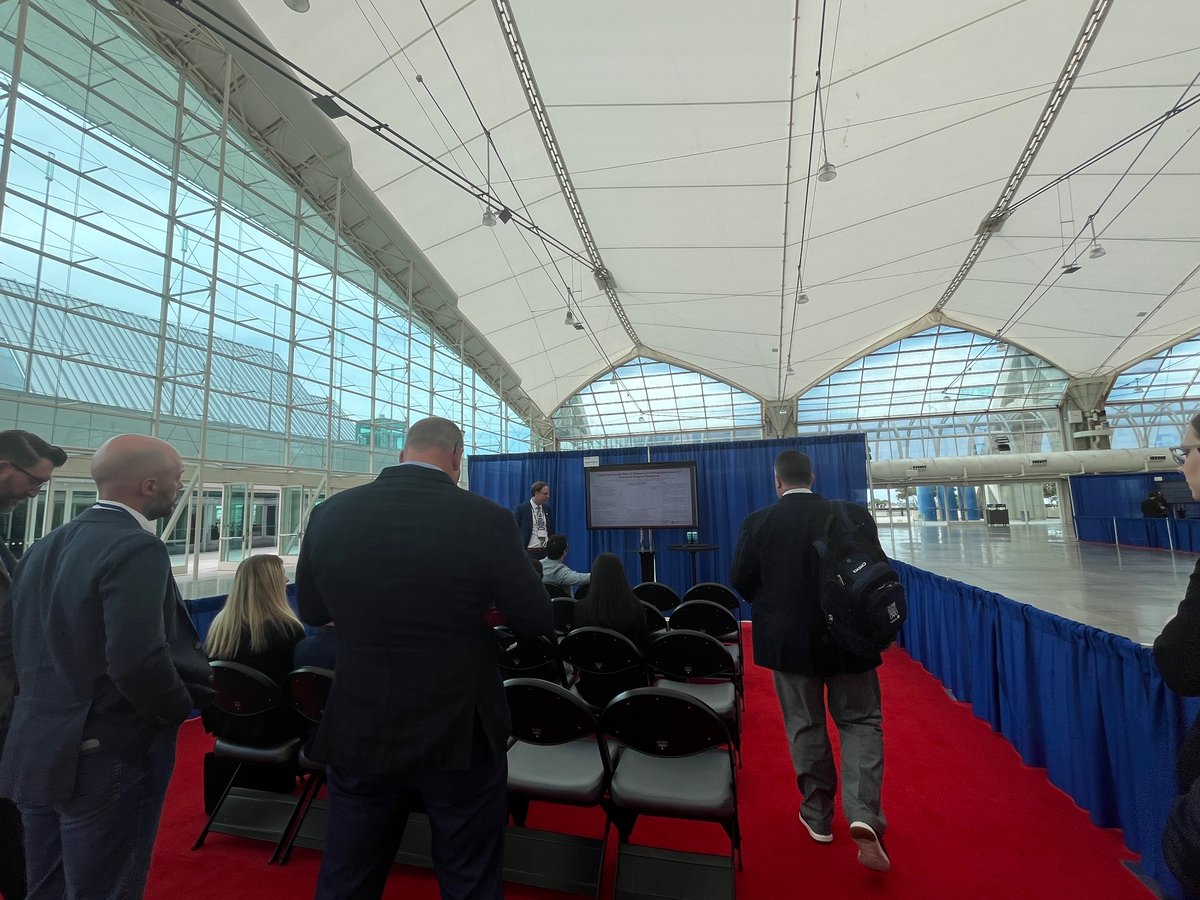 Colon_Doc's tweet image. Kent Peterson, MD presenting their work evaluating #genderbias in virtual vs in-person #colorectalsurgery interviews at #ASCRS25.
@OhioStateSurg