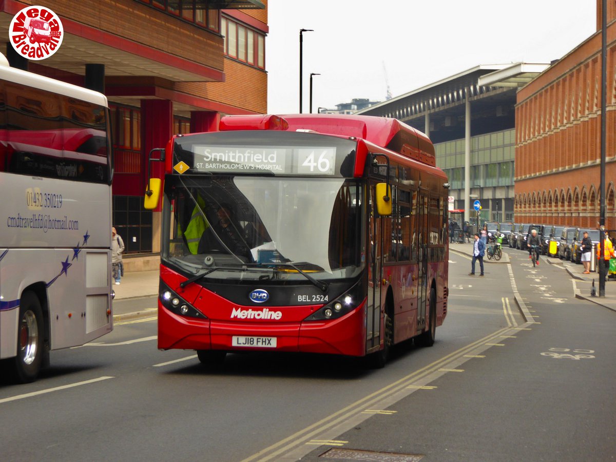 megabreadvan's tweet photo. Metroline London LJ18FHX BYD / ADL Enviro 200EV - Midland Road, Saint Pancras, London. 26/04/25.
#metroline #london #byd #bydbus #adl
https://t.co/FOfKbBMypu https://t.co/nnyeS2AqCE