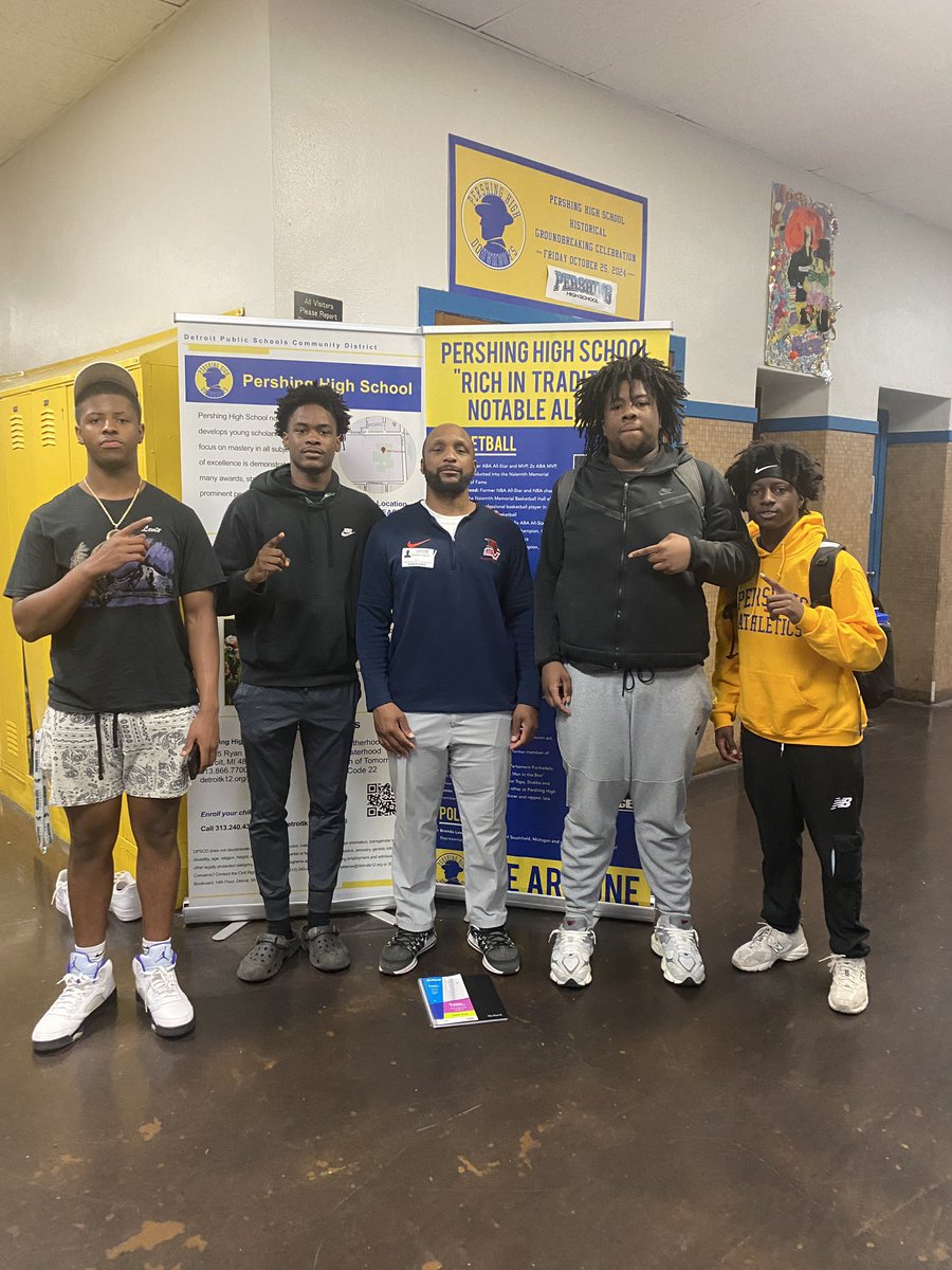 Coach Sewell (@sewell2626) on Twitter photo Thanks <a href="/svsu_football/">SVSU Football</a> <a href="/BClay_9/">Coach Clayton</a> For Stopping In Recruiting Our Tremendous Athletes <a href="/Trevordhuereid1/">Trevor Dhue-Reid</a> <a href="/dhuereid3/">Michael dhue reid</a> <a href="/troydagoat111/">Deijhone Patterson</a> , Leonard Hines, and Kenneth Porter at Pershing HS..!
<a href="/DetroitPer81238/">Detroit Pershing Doughboys Football</a> <a href="/MIexposure/">Michigan exposure</a> <a href="/TheD_Zone/">The D Zone</a> <a href="/rollahdicemedia/">RollahDice Sports</a> Thanks <a href="/svsu_football/">SVSU Football</a> <a href="/BClay_9/">Coach Clayton</a> For Stopping In Recruiting Our Tremendous Athletes <a href="/Trevordhuereid1/">Trevor Dhue-Reid</a> <a href="/dhuereid3/">Michael dhue reid</a> <a href="/troydagoat111/">Deijhone Patterson</a> , Leonard Hines, and Kenneth Porter at Pershing HS..!
<a href="/DetroitPer81238/">Detroit Pershing Doughboys Football</a> <a href="/MIexposure/">Michigan exposure</a> <a href="/TheD_Zone/">The D Zone</a> <a href="/rollahdicemedia/">RollahDice Sports</a>