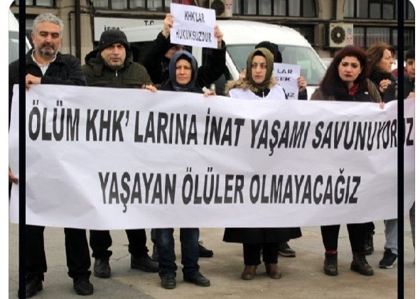 Korku ve zulümle bizleri susturacağınızı mı sanıyorsunuz? 

🌍 #KHKlılarAdaletBekliyor

Zulüm, en büyük cesareti doğurur! 

Zalimler, sizin günleriniz sayılı! 

Adalet mutlaka tecelli edecek ve zalimlerin maskesi düşecektir! 

 💫 #DenklikKrizi Terörsüz Türkiye
<a href="/OrionEmpress/">Lale Demirkazan 🌱🖖</a>