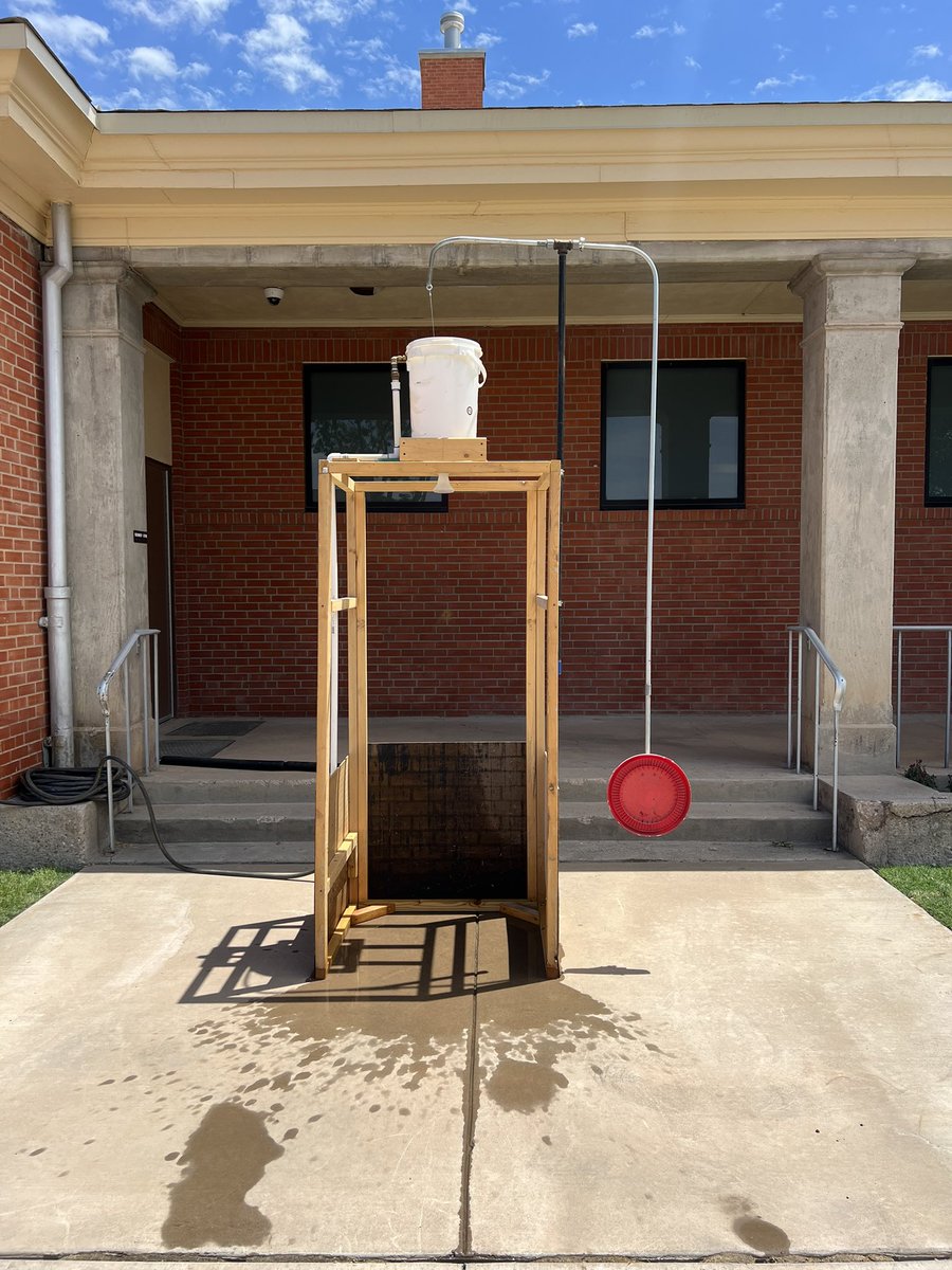 Getting ready for our #AdaptedPE #PoolParty &amp; #WaterDays this week

Here’s a photo of our #DIY #DumpTank

Ss love to soak their #Teachers

#APE #VI #Physed #PEGeeks