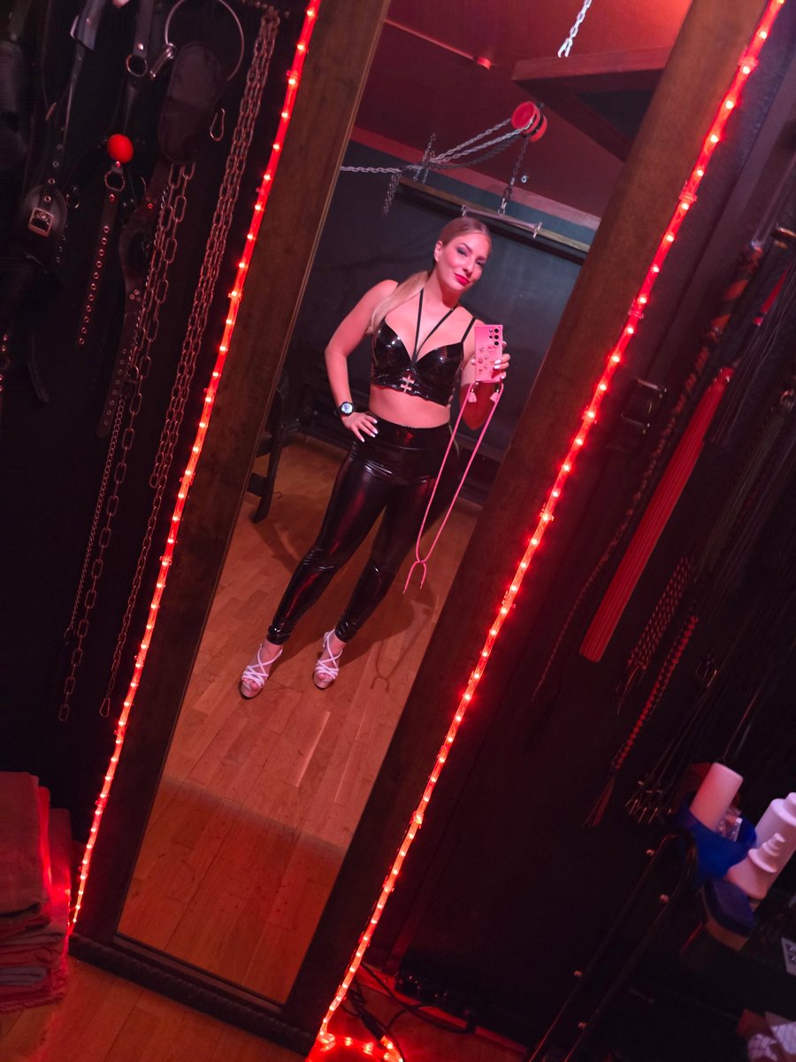 Ich befehle. Du gehorchst ⛓️