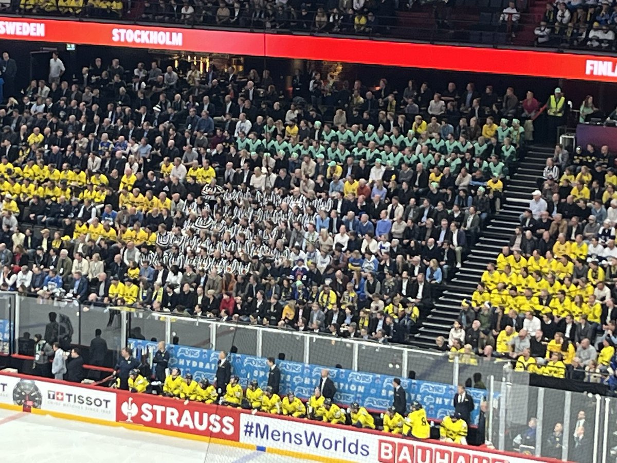 Många som kan täcka upp för eventuella domarskador.