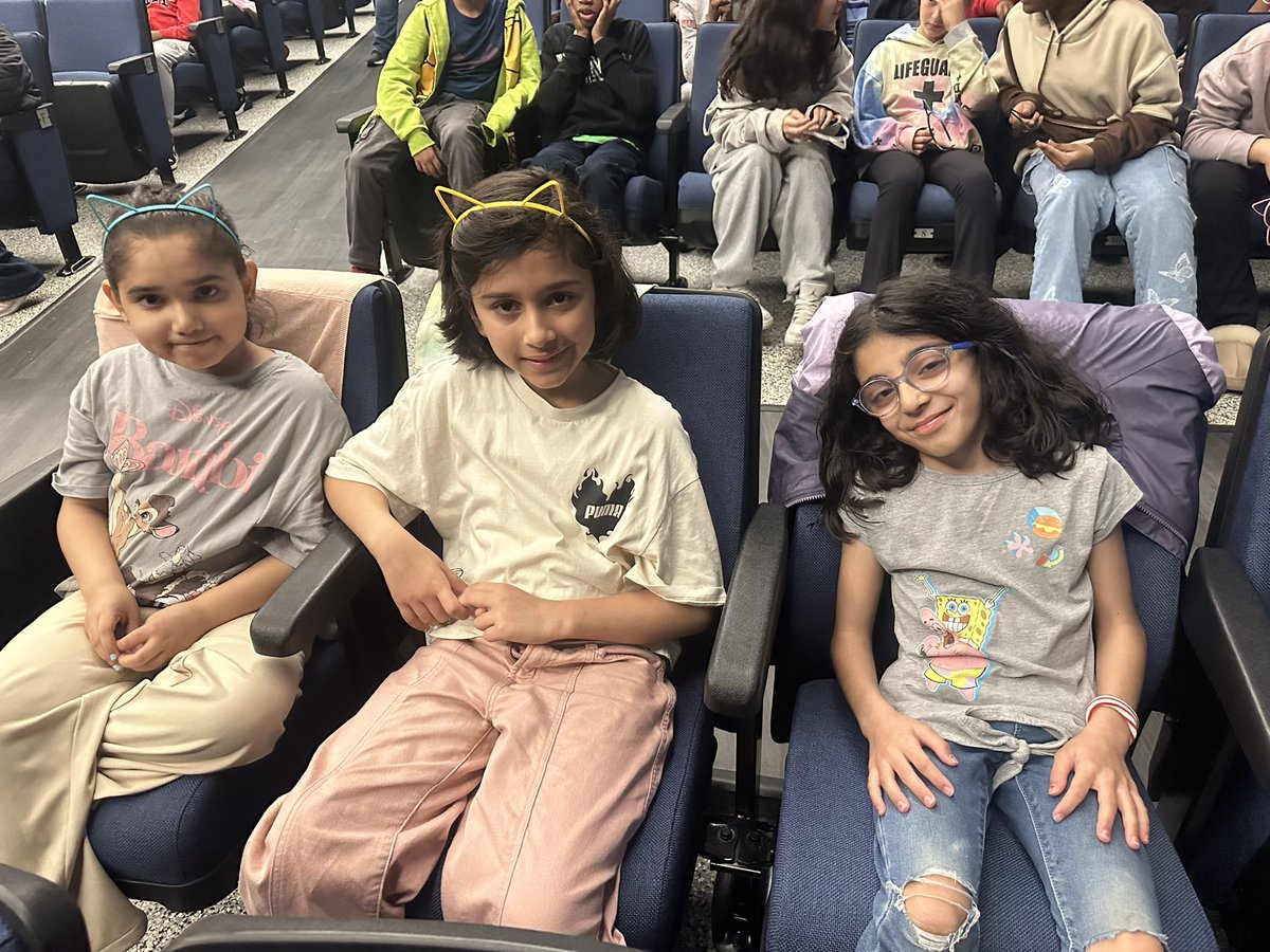 Teianna Thackurdeen (@msthackurdeen) on Twitter photo Room 3-202 had such a great time at “The Aristocats” preview! <a href="/MalverneUFSD/">Malverne UFSD</a> <a href="/DAVintermediate/">Davison Avenue</a> #greatnessunleashed #gomules Room 3-202 had such a great time at “The Aristocats” preview! <a href="/MalverneUFSD/">Malverne UFSD</a> <a href="/DAVintermediate/">Davison Avenue</a> #greatnessunleashed #gomules