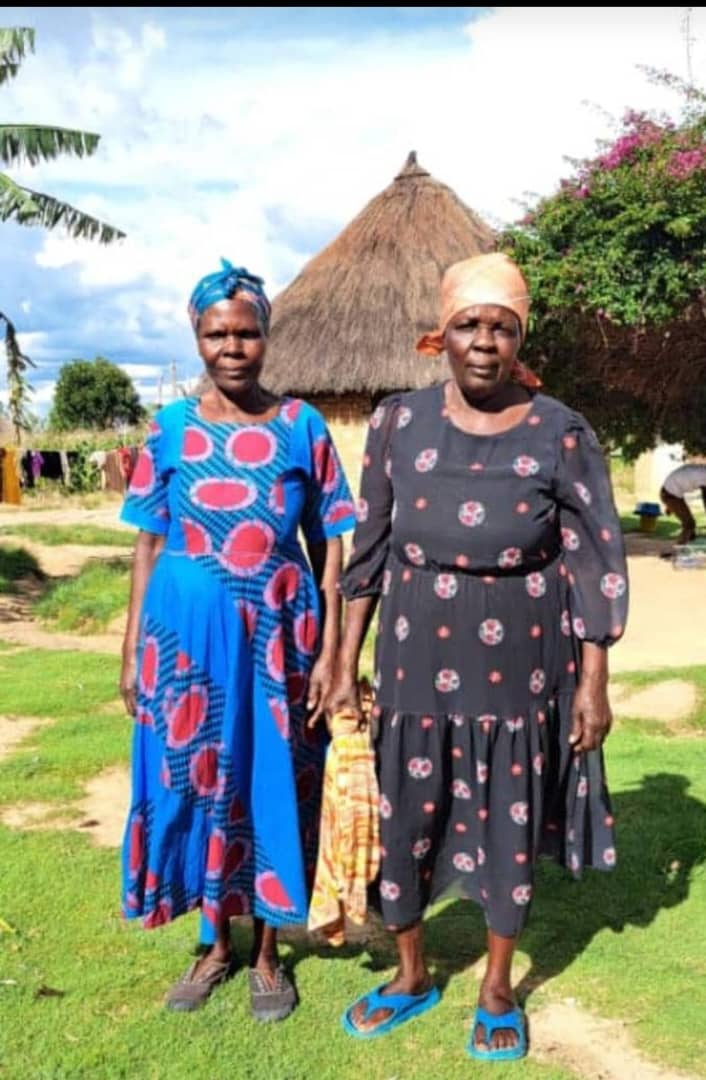 Ngoni Mudoti (@mudotingoni) on Twitter photo The most amazing parents. Happy Mother Day.
<a href="/MaminiminiObert/">Obert Maminimini</a>
<a href="/SvosveII/">Chief Svosve II</a>
<a href="/alf_NGR/">Africa Leadership Foundation</a>
<a href="/VingiPaul/">paul vingi</a>
<a href="/aniola_/">aniola</a> The most amazing parents. Happy Mother Day.
<a href="/MaminiminiObert/">Obert Maminimini</a>
<a href="/SvosveII/">Chief Svosve II</a>
<a href="/alf_NGR/">Africa Leadership Foundation</a>
<a href="/VingiPaul/">paul vingi</a>
<a href="/aniola_/">aniola</a>