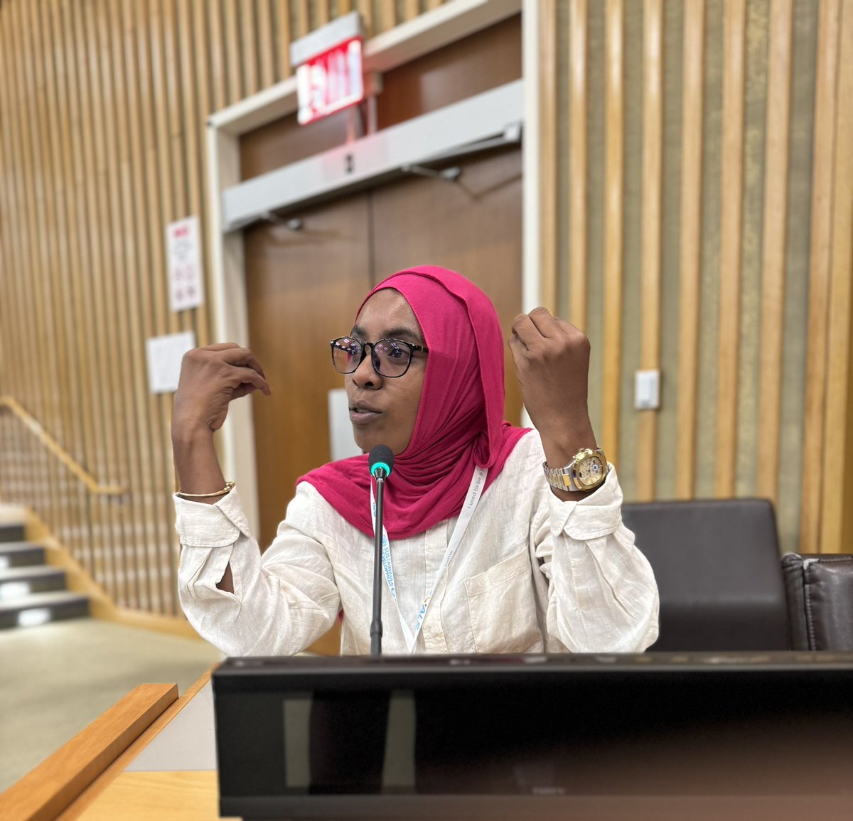 Governments can't achieve the #SDGs without CSOs and youth leaders but CSOs and young people can drive change independently. 
The solution? Collaboration and co-creation! Together, we can make a real impact. 
Let’s unite for a sustainable future! #Partnerships #TogetherForChange
