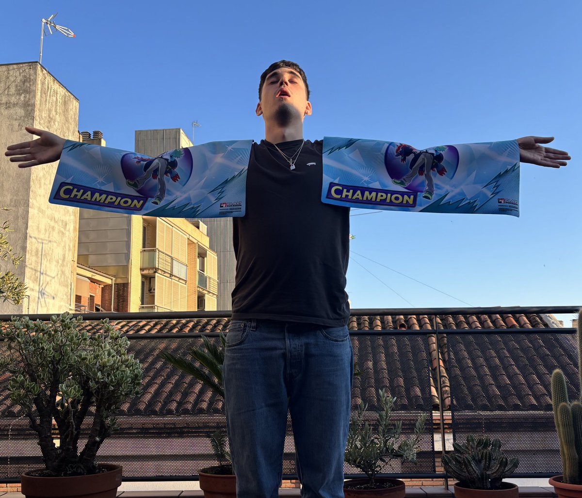 Pol Serna (Pokecarvi) tweet media