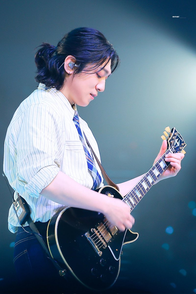 from_4k's tweet photo. 250510 FOREVER YOUNG FINALE
#DAY6 #데이식스 
#SUNGJIN #성진 https://t.co/FveNlG3BjU