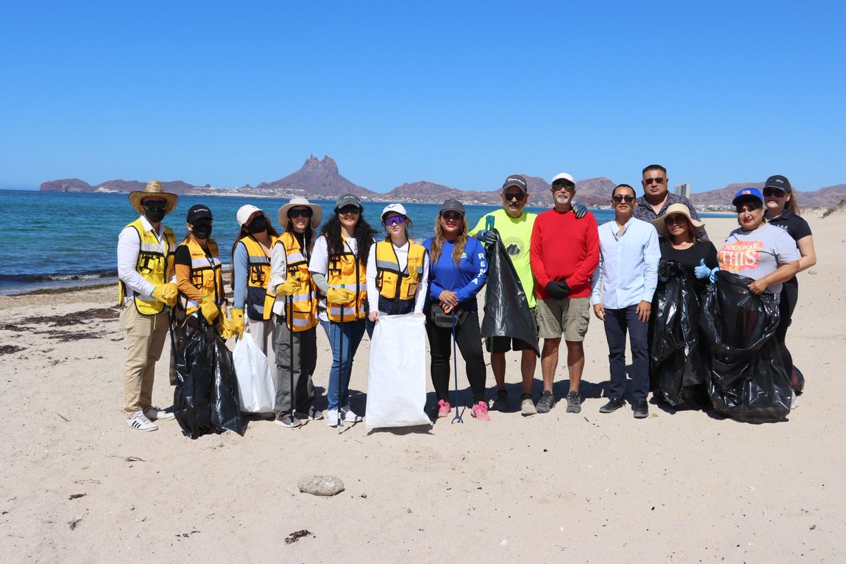 PROAES_Sonora's tweet photo. Se llevó a cabo una jornada de limpieza en Bahía Delfín y San Francisco, en colaboración con el H. Ayuntamiento de Guaymas y los grupos ambientalistas Clean Up San Carlos y Limpia tu Playa.
#CompromisosFirmes #TierraDeOportunidades #JusticiaAmbiental #MedioAmbiente #Guaymas https://t.co/U2ieDknimj