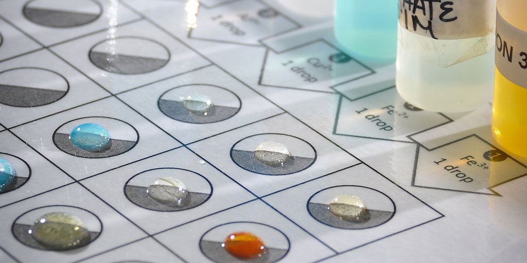 RSC_EiC's tweet image. Revealed: #CPD on #microscale supports ‘new teachers to include more practical work in their teaching’
Find out why and how in this piece from trainer Robert Campbell @TeachStMarys and PGCE student, Bridget
edu.rsc.org/feature/micros…
#ASEChat #SciEd #scienceteachers