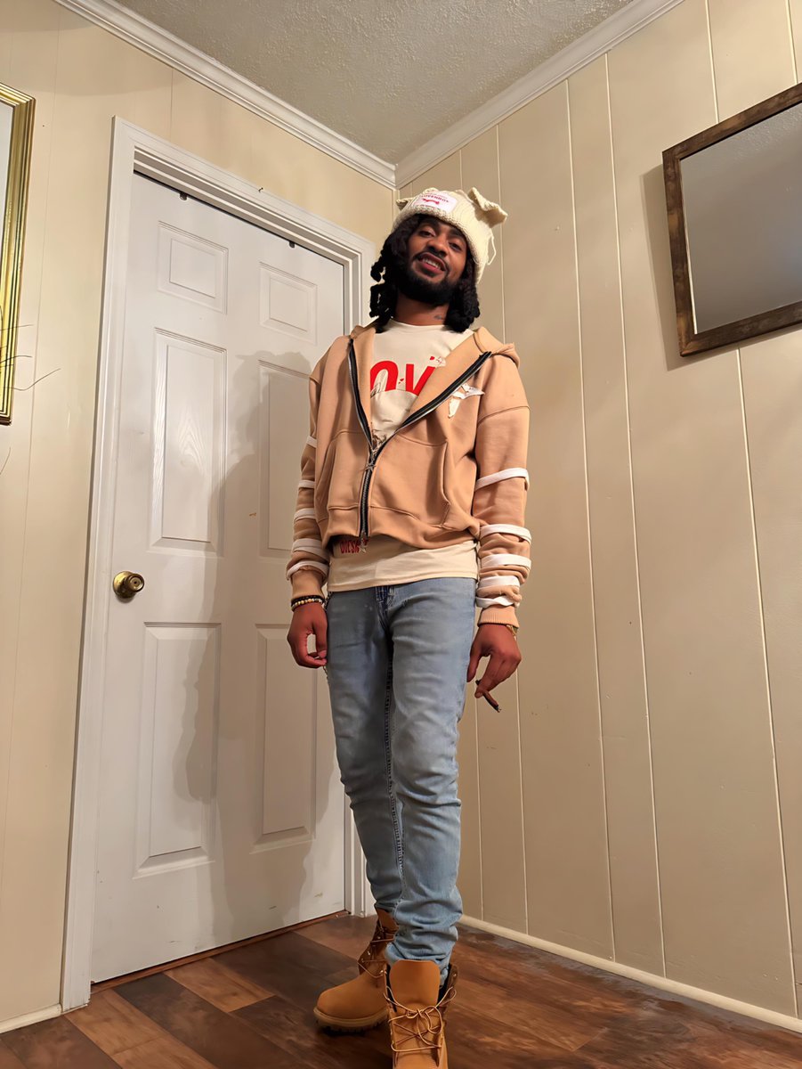 WaveKD's tweet image. Every L Was Lessoned , Him 💯