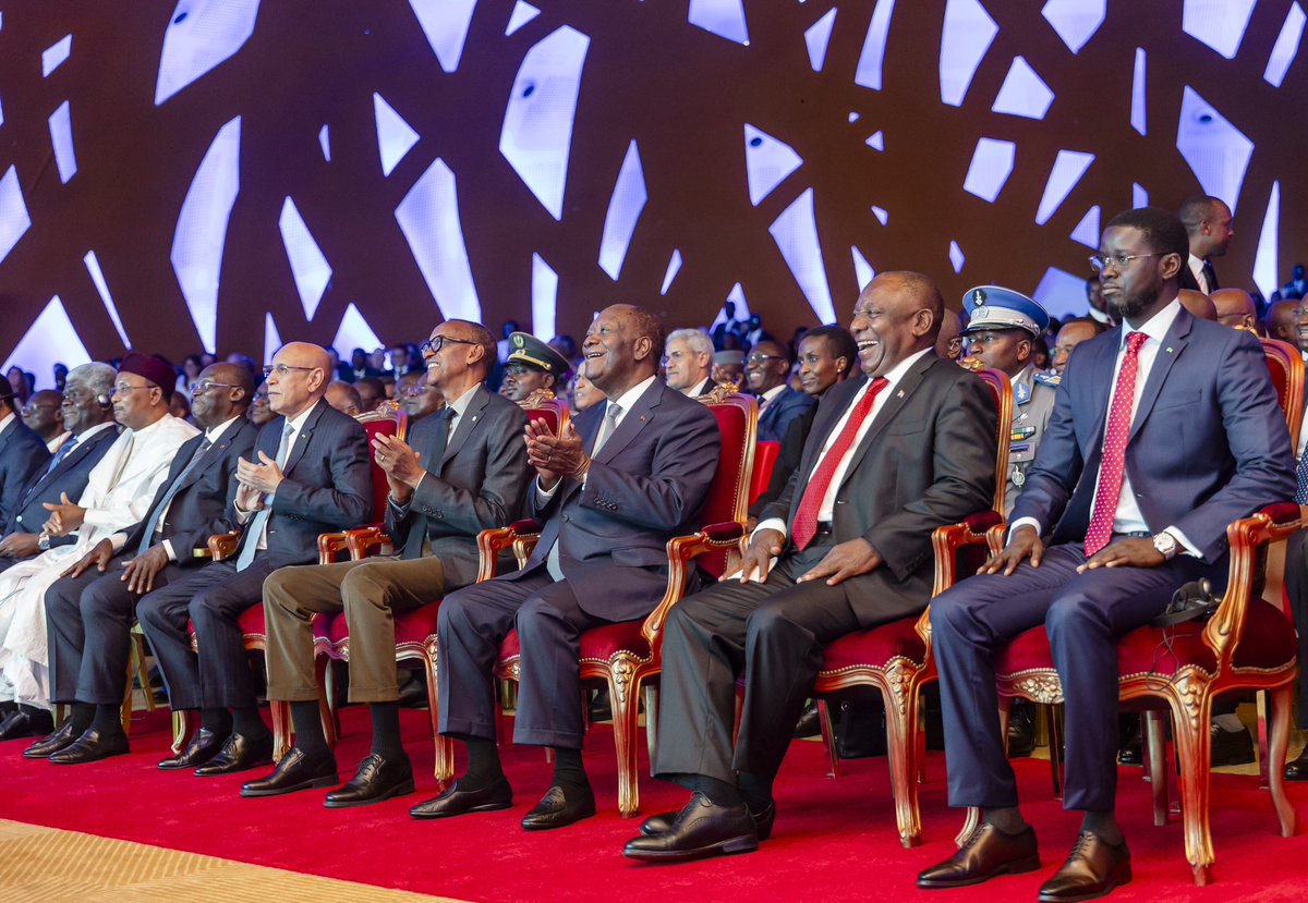 AOuattara_PRCI's tweet photo. Je souhaite que cette 12e édition de l'@africaceoforum soit l’occasion pour les décideurs publics et privés de concevoir, ensemble, des solutions concrètes, ambitieuses et adaptées à nos réalités, en vue de faire émerger la prochaine génération de champions africains.  #ACF2025 https://t.co/jATVN3wY7f