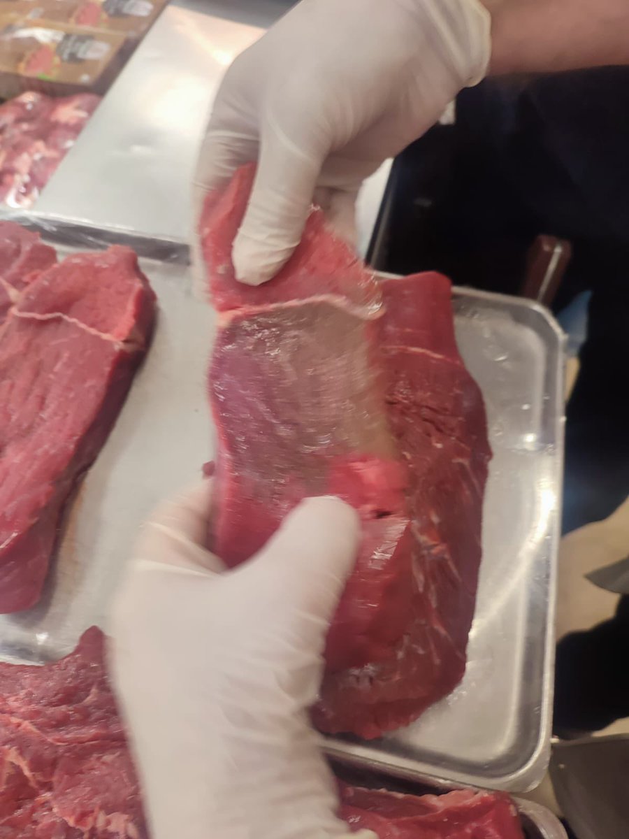 <a href="/KontEbru/">Ebru Kont</a> <a href="/okkesozeksi/">Ökkeş Özekşi</a> <a href="/migros/">Migros</a> <a href="/Migros_Turkiye/">Migros Türkiye</a> Hayırlı akşamlar diliyorum.eleştiriniz için teşekkür ediyorum.size il müdür yardımcımız sn Mehmet Arif Akpınar (gıdadan sorumlu müdür yardımcısı) sordu ancak cevap vermediniz Demekki görmediniz olabilir hepimizin işi vardır.ancak buna rağmen biz bugün miğrosa gittik inceleme