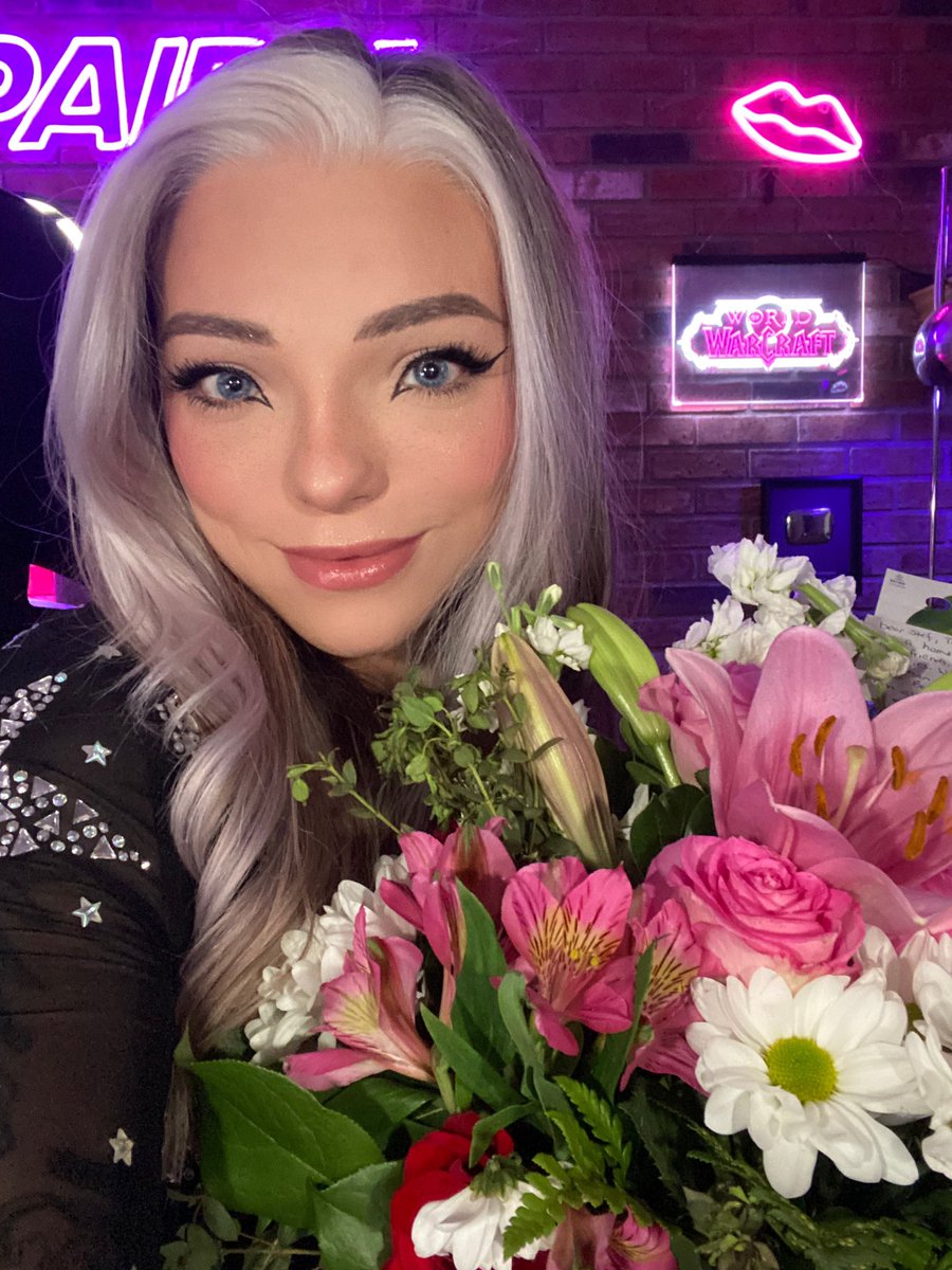 Stef Sanjati ๐๐ฎ๐ฅ (@stefsanjati) on Twitter photo I'm LIVE on Twitch with <a href="/Warcraft/">World of Warcraft</a> Mythic+ community keys before elfYou w/ <a href="/elfcosmetics/">e.l.f. Cosmetics</a>! ๐ ๐
Happy Monday! and huge thank you to my lovely guild for the flowers. ๐ฅบ๐๐
๐ twitch.tv/stefsanjati
๐ 3:20-5pm ET (then swapping to elfYou 5-7pm!)
#Warcraft I'm LIVE on Twitch with <a href="/Warcraft/">World of Warcraft</a> Mythic+ community keys before elfYou w/ <a href="/elfcosmetics/">e.l.f. Cosmetics</a>! ๐ ๐
Happy Monday! and huge thank you to my lovely guild for the flowers. ๐ฅบ๐๐
๐ twitch.tv/stefsanjati
๐ 3:20-5pm ET (then swapping to elfYou 5-7pm!)
#Warcraft