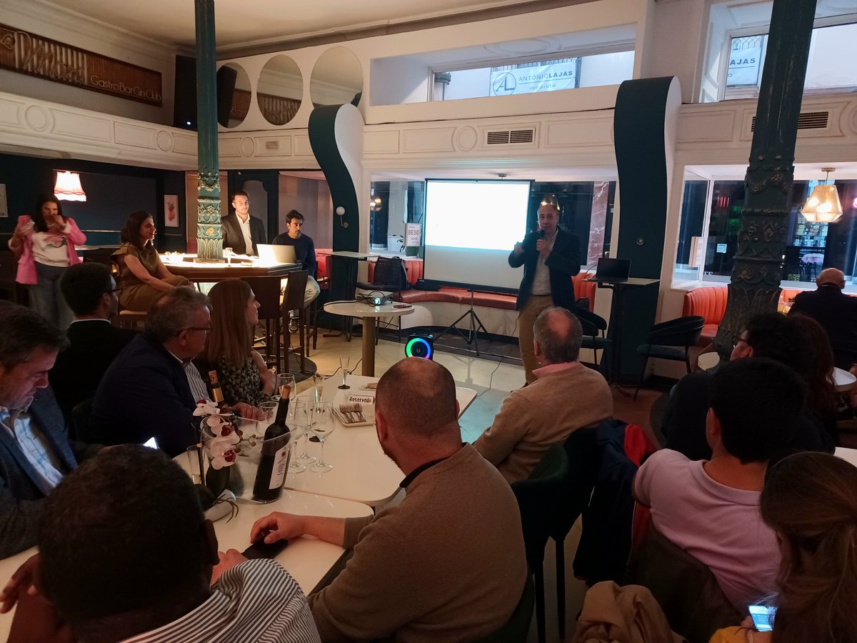Jonathan Gomez-Raja 🟩⬜⬛ 🇪🇺 (@jgomezraja) on Twitter photo Esta noche, acompañando a nuestro SG de #Ciencia, Tecnología e #Innovación de <a href="/Junta_Ex/">Junta de Extremadura</a>, <a href="/JavierFraMor72/">Javier Francisco-Morcillo</a>, en la presentación informal de participaciones en #BrokerageExtremadura2025
👏🏻👏🏻👏🏻
👉brokerageextremadura.es Esta noche, acompañando a nuestro SG de #Ciencia, Tecnología e #Innovación de <a href="/Junta_Ex/">Junta de Extremadura</a>, <a href="/JavierFraMor72/">Javier Francisco-Morcillo</a>, en la presentación informal de participaciones en #BrokerageExtremadura2025
👏🏻👏🏻👏🏻
👉brokerageextremadura.es