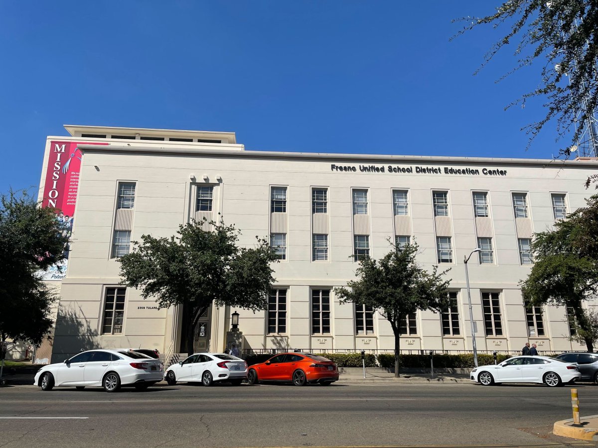 fresnoland's tweet image. Fresno-area school trustees don’t know enough about transparency laws, grand jury says fresnoland.org/2025/05/12/gra…