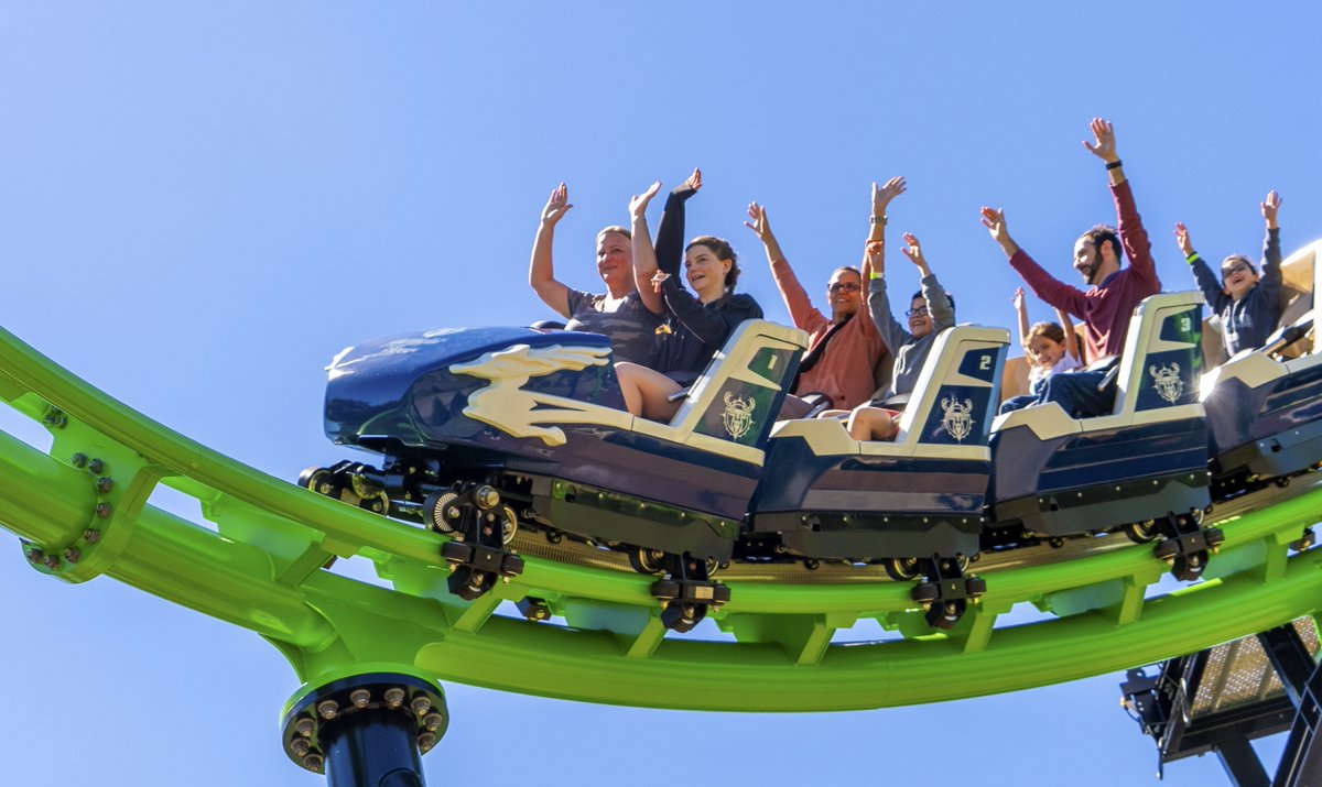 Two weeks until Memorial Day weekend! 

Maximize your #whitemountains time with rollercoaster rides, fishing derbies, wine slushies, rubber duck races, and more.  🔗 whitemts.us/453IWim

📸 Santa's Village, Jefferson NH
