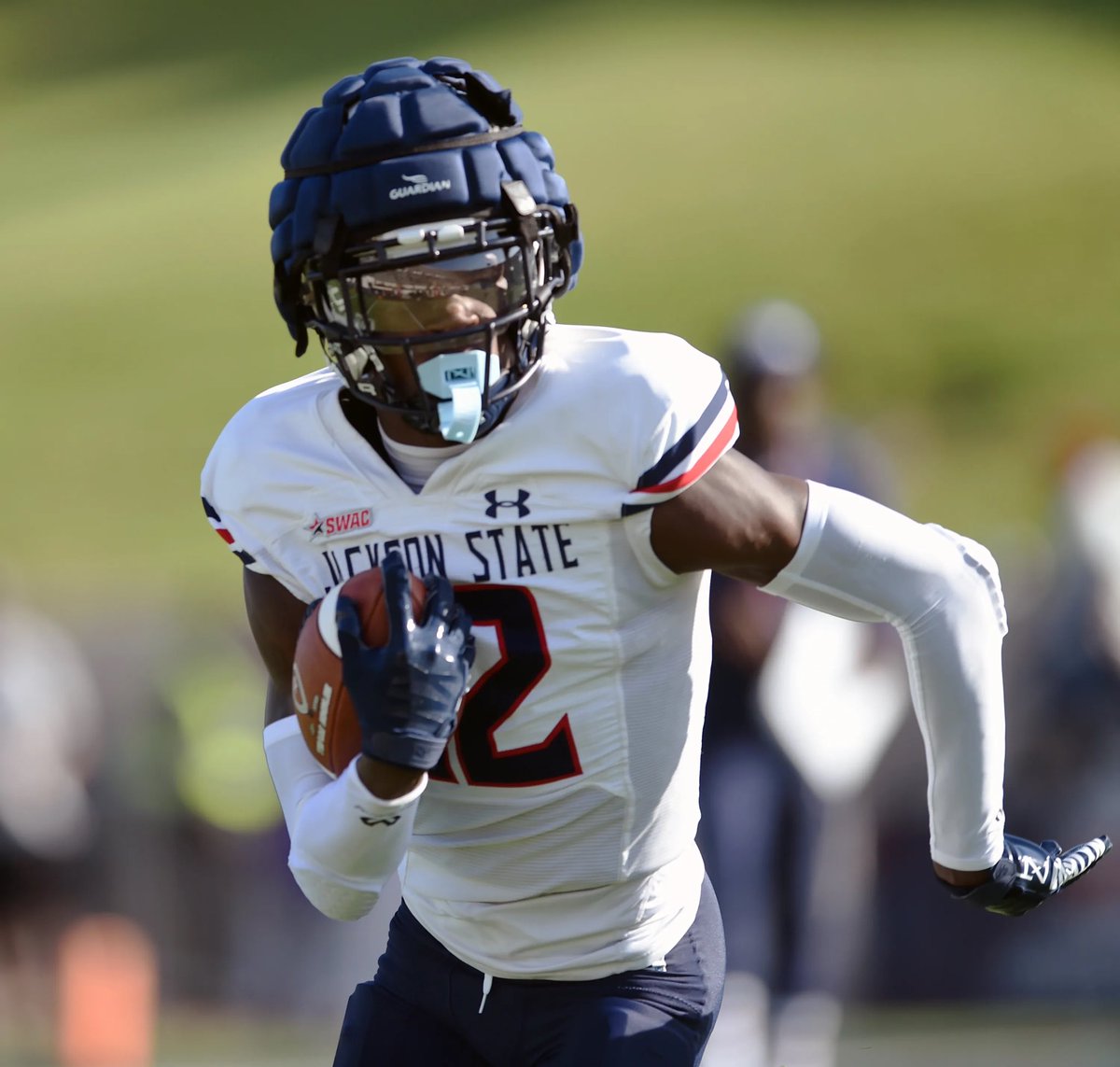 Craydenshan0's tweet photo. Extremely Blessed To Receive a D1 Offer from Jackson State 🐯! @CoachRipKirk @CoachTaylor010 @CoachQuinnJSU @Coach_Magana @shayhodge3 @MacCorleone74 @ReggieBuchanan @saltilloftball https://t.co/IhUGQGg5Cz