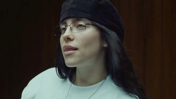 - تصبح “BIRDS OF A FEATHER” الآن اسرع اغنية في تاريخ السبوتيفاي لتتحقق 2.5 مليار استماع ، متجاوزة "As It Was"