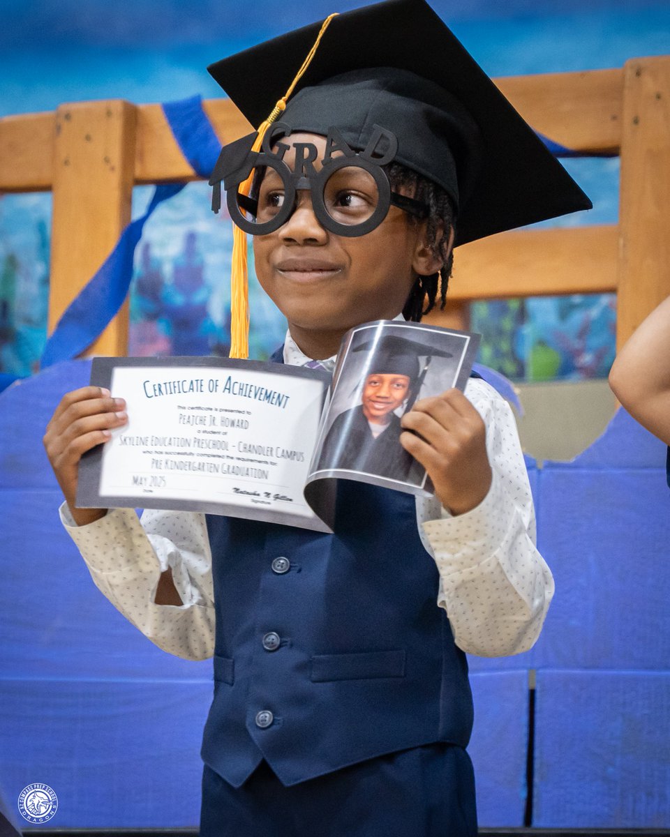 SkylineEd's tweet image. All grown up… kinda! Next stop: Kindergarten 🎓😎📚