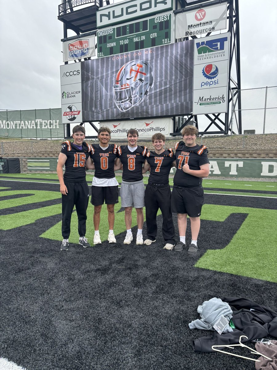 Thank you to <a href="/CoachKyleSamson/">Kyle Samson</a> for having me for the <a href="/MonTechFootball/">Montana Tech Football</a> Junior Day!!