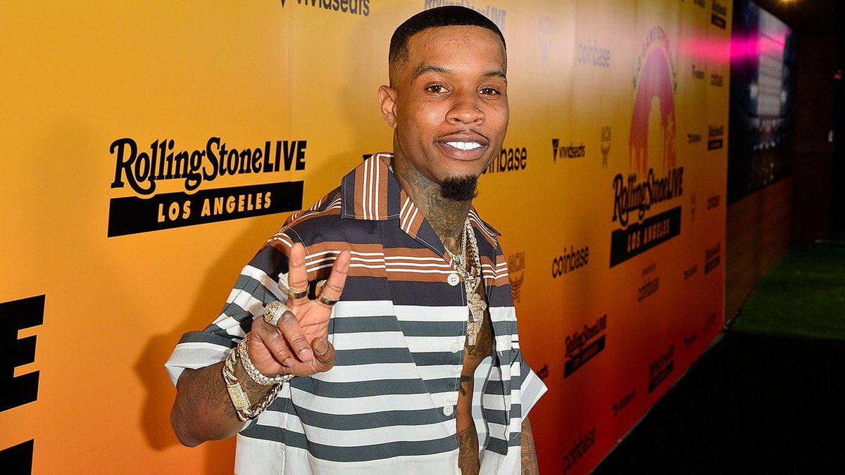 NowCastTo's tweet image. Tory Lanez rushed to the hospital after being stabbed in prison, according to TMZ.