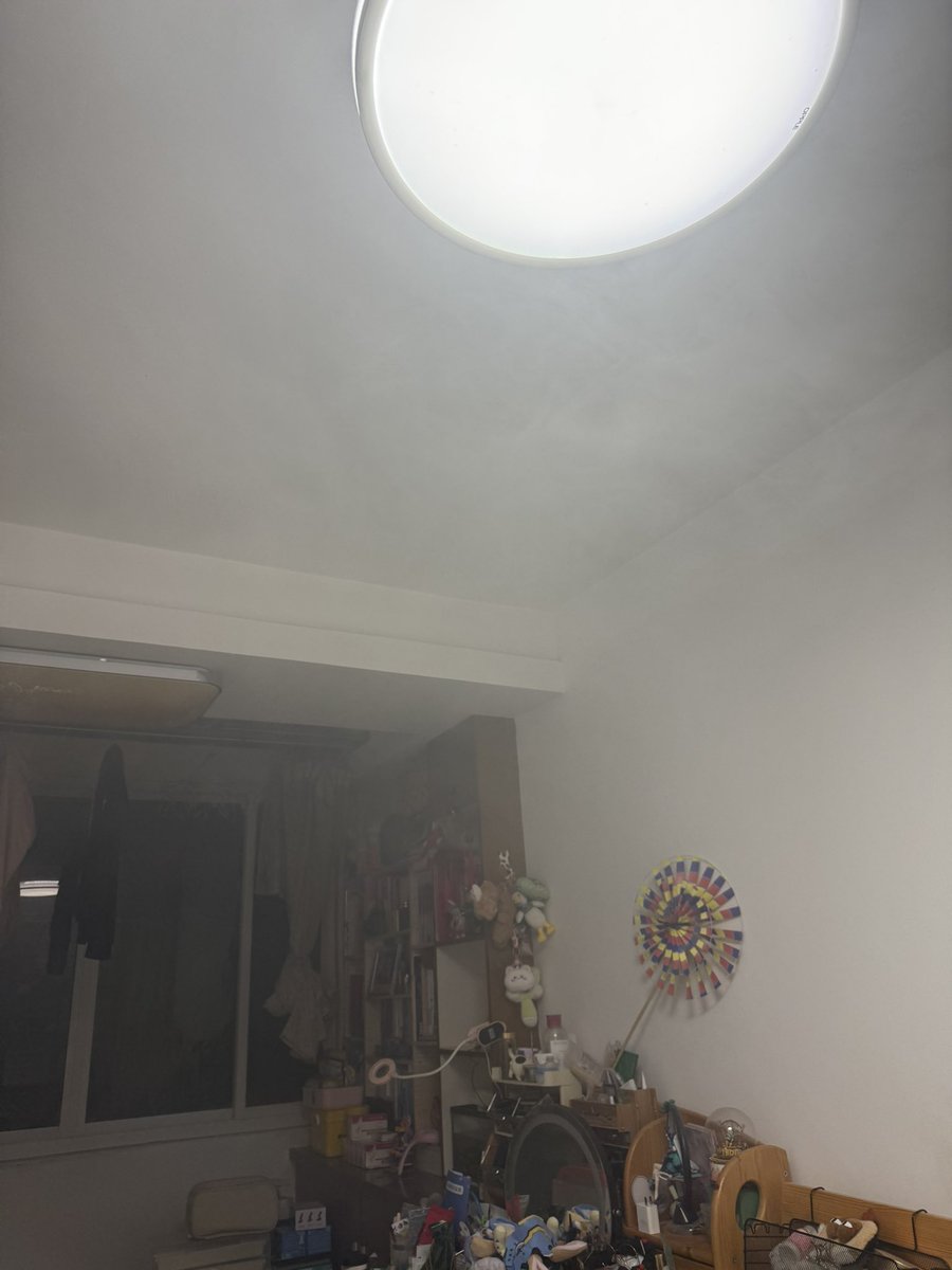 福利姬余榆鱼（沉迷捏脸）分享的黄推图片4 - 网红私拍内容